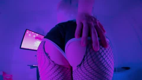 Becca online show from July 2026 02:58:01 AM