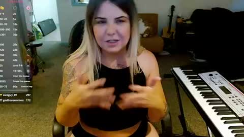 Snapshot of beccalubov chatting on July 2026 04:58:01 PM Becca Lubov online show from July 2026 04:58:01 PM