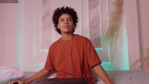 Snapshot of beckablue chatting on March 2026 01:51:01 PM Beecckkkaaa online show from March 2026 01:51:01 PM