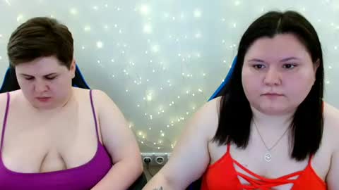 Snapshot of beckyandellen chatting on June 2026 09:12:01 AM BeckyAndEllen online show from June 2026 09:12:01 AM