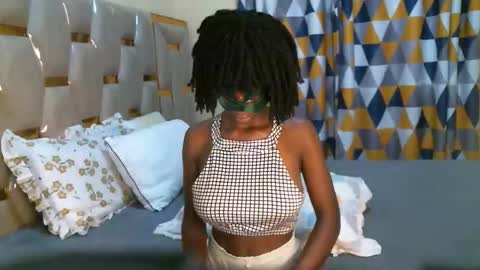 jamie online show from November 2025 05:50:02 AM