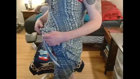 Snapshot of beckyking chatting on February 2025 04:38:02 AM BeckyKinkg online show from February 2025 04:38:02 AM