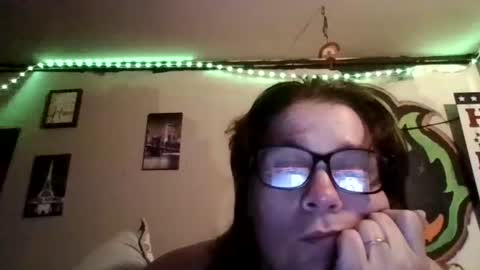 Snapshot of beesmithfield chatting on August 2026 05:09:01 AM beesmithfield online show from August 2026 05:09:01 AM