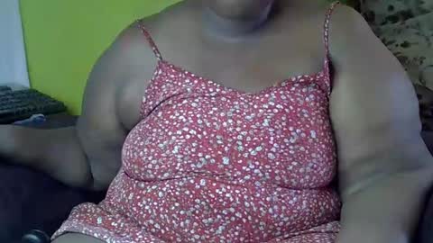 Snapshot of bekky_darling chatting on March 2025 09:53:01 AM bekky_darling online show from March 2025 09:53:01 AM