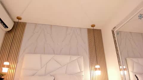 Bela online show from November 2025 06:46:01 AM