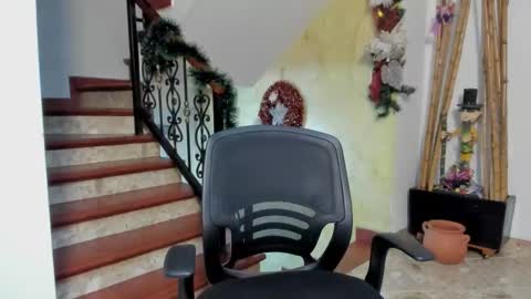 Snapshot of belamiramil chatting on December 2025 04:30:01 AM independent model online show from December 2025 04:30:01 AM