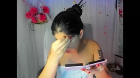 Snapshot of belinda_luna_ chatting on April 2026 09:40:02 PM modelo independiente online show from April 2026 09:40:02 PM