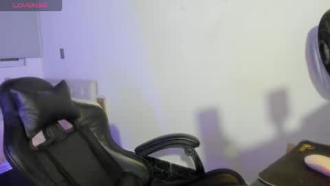 bella11_pm online show from February 2026 01:00:02 AM