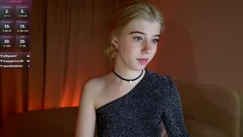 Bella online show from May 2026 07:22:01 PM