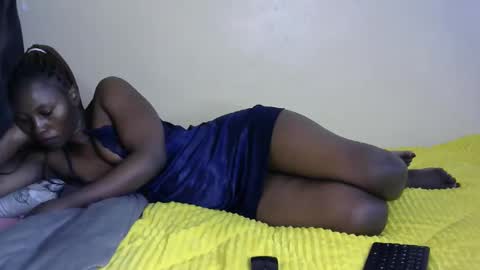 bella_c8 online show from September 2025 12:32:01 AM