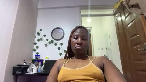 Snapshot of bella_c8 chatting on March 2026 02:04:02 AM bella_c8 online show from March 2026 02:04:02 AM