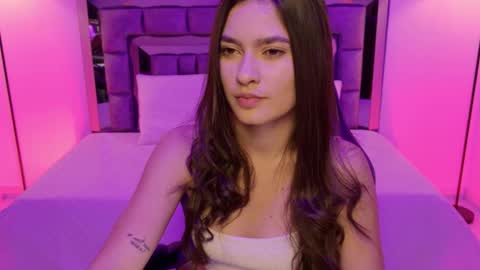 Bella  online show from November 2025 03:34:01 AM