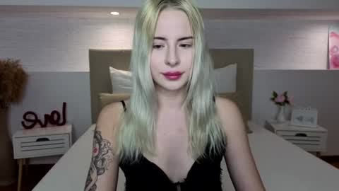 Bella online show from June 2026 09:27:02 PM
