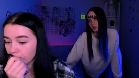 Bella online show from April 2026 07:40:01 PM