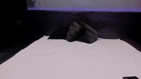 bella_dreamss online show from May 2026 05:04:02 AM