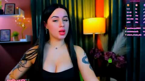 Snapshot of bella_fair chatting on April 2026 09:19:01 PM Bella online show from April 2026 09:19:01 PM