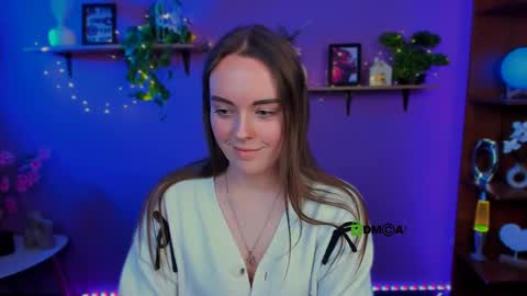 Snapshot of bella_fair chatting on April 2026 09:37:01 AM Bella online show from April 2026 09:37:01 AM