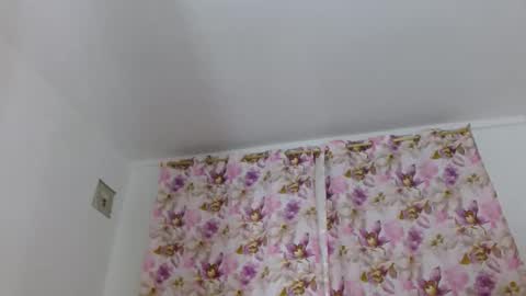 bella_gentle online show from April 2026 11:30:02 PM