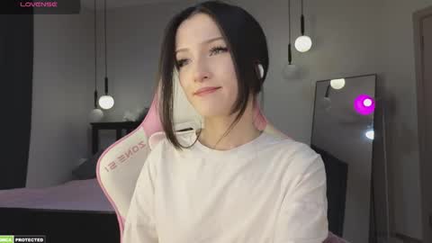 Bella next stream December 2 at 9pm gmt online show from September 2025 03:29:01 AM