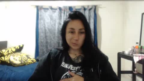 Snapshot of bella_luna34 chatting on February 2026 04:12:02 AM bella_luna34 online show from February 2026 04:12:02 AM
