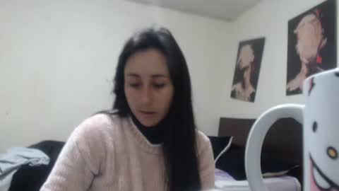 bella_luna34 online show from May 2026 10:12:02 AM