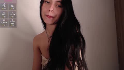 Snapshot of bella_musee chatting on February 2025 02:50:01 AM   online show from February 2025 02:50:01 AM