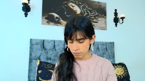 Bella online show from October 2025 12:33:02 AM