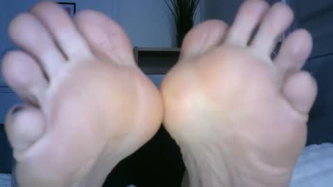 bella_sexy_feet online show from January 2025 09:39:01 PM