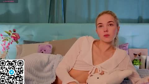 Bella online show from April 2026 12:49:02 AM