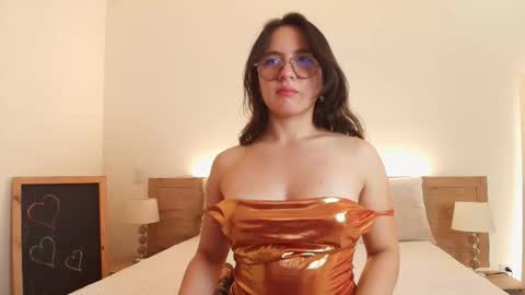 Bella online show from March 2026 07:30:02 PM