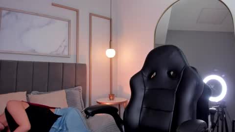 BELLA online show from March 2026 08:37:02 PM