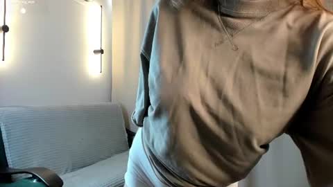 Snapshot of bella_xiss chatting on July 2026 03:03:02 PM bella_xiss online show from July 2026 03:03:02 PM