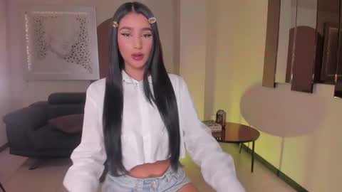  Bella C  online show from November 2025 08:08:01 PM