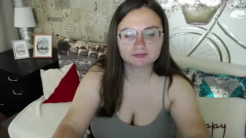 Snapshot of bellacohen chatting on June 2026 05:14:01 AM Anna online show from June 2026 05:14:01 AM