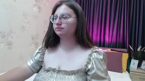 Snapshot of bellacohen chatting on July 2026 05:10:02 AM Anna online show from July 2026 05:10:02 AM