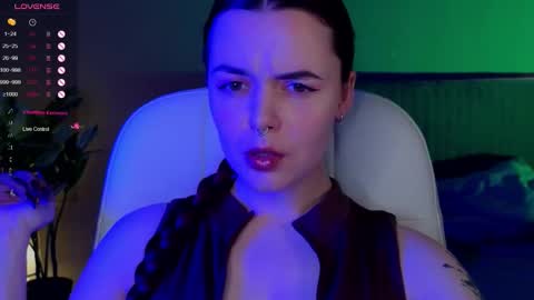 Snapshot of belladevile_ chatting on October 2025 07:28:02 AM belladevile_ online show from October 2025 07:28:02 AM