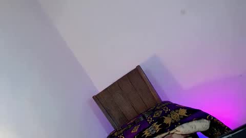 Bella rowt online show from May 2026 12:52:01 AM