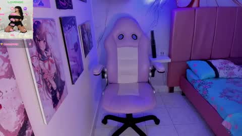 bellagreen_ online show from October 2025 08:39:01 PM