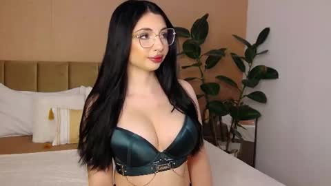 Diana online show from June 2026 06:54:02 AM