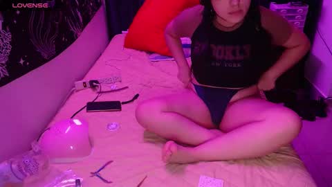 bella online show from December 2024 11:50:02 PM