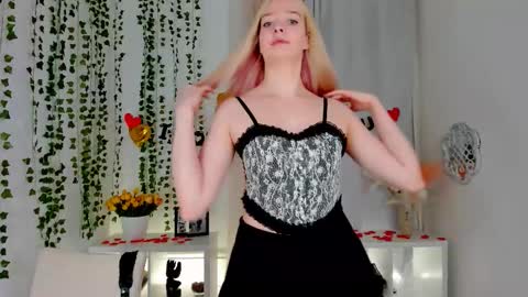 Bella online show from February 2026 04:55:01 PM