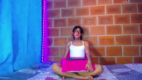 bellamy_094 online show from September 2025 06:22:01 PM