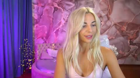 Bella online show from September 2025 06:04:02 AM