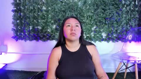 Snapshot of bellaroux1 chatting on January 2026 12:51:02 PM BellaRoux online show from January 2026 12:51:02 PM