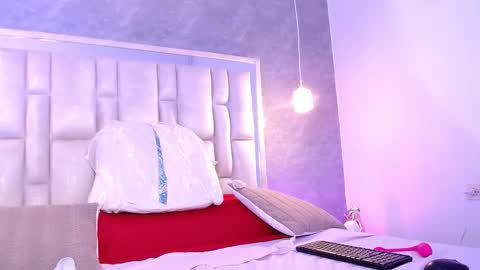 BellaSanderrs online show from March 2026 12:12:02 PM