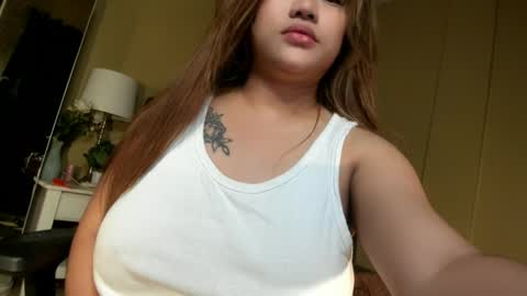 BELLA JONES online show from March 2026 10:54:01 PM