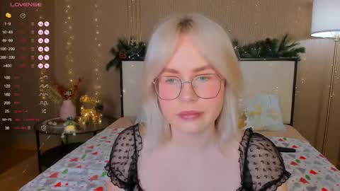 Bella online show from December 2025 01:45:02 AM