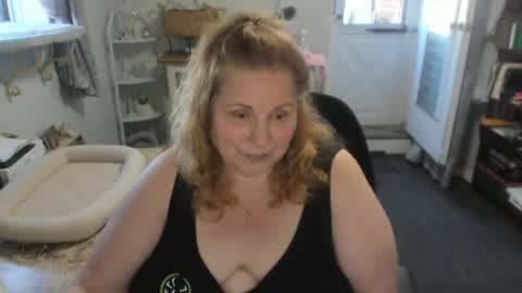 Snapshot of bellavoca chatting on June 2026 04:53:01 PM Bellavoca online show from June 2026 04:53:01 PM