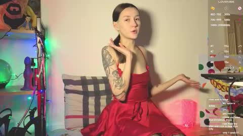 MY OLD PAGE IS NO LONGER. THIS IS MY NEW online show from December 2025 09:10:02 PM