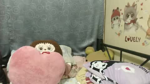 Bella online show from February 2025 09:15:02 PM